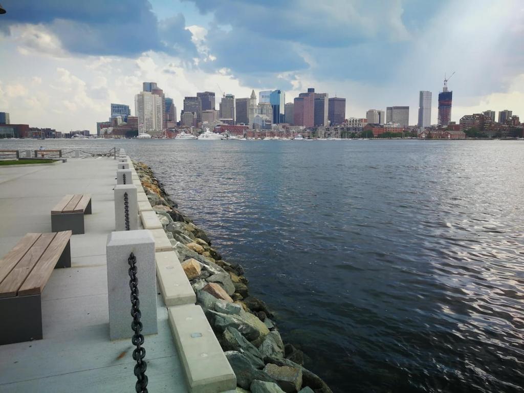 Location+Comfort+Convenience Boston Exterior photo